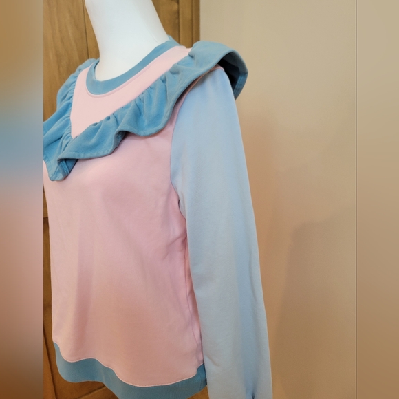 Karlie ruffle sweatshirt - Picture 4 of 5